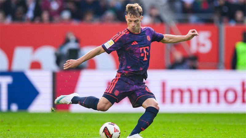 Deutscher Clásico auf Augenhöhe - auch auf dem Platz? Eintauchen in einen veränderten Fußball-Alltag: Joshua Kimmich. (Archivbild)