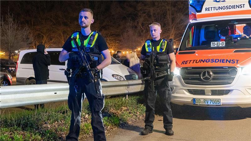 Tödlicher Streit in Disco - 21-Jähriger stirbt Im Rettungswagen erlag der Mann seinen schweren Verletzungen.